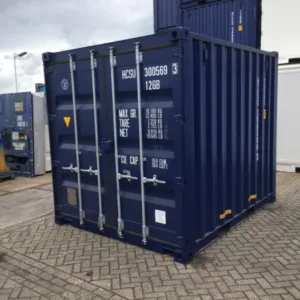 Portable 10ft living container with insulated steel construction