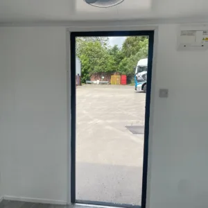 Compact 10ft office container for construction site management