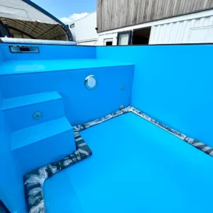 Container swimming pool with integrated filtration and water heating system