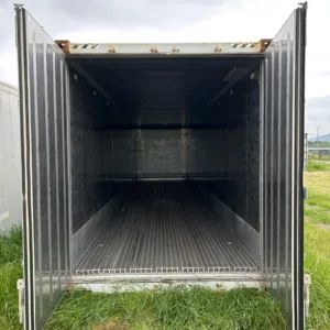 Commercial refrigerated container with insulated walls and temperature control system