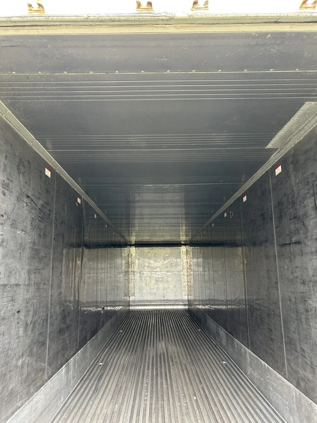 High cube refrigerated storage container for food and beverage storage