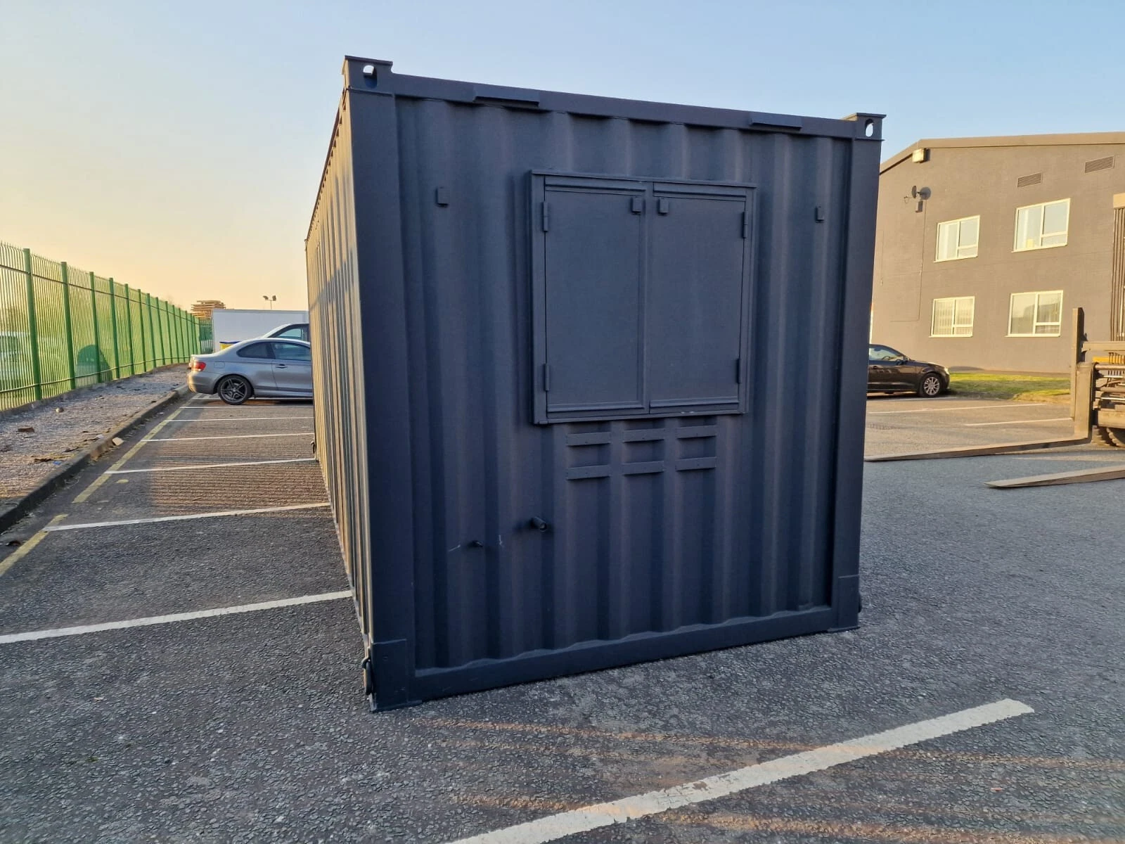 20ft anti-vandal modular workspace for site offices, canteens, and welfare facilities