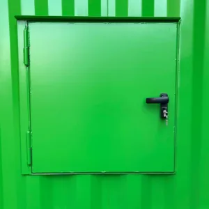 Confined space rescue training container with customizable interior layout