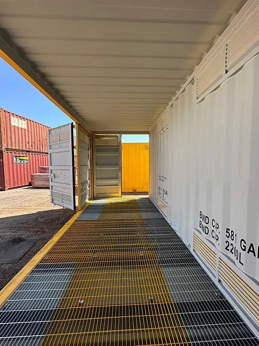20ft chemical storage container with emergency door release and secure locking system