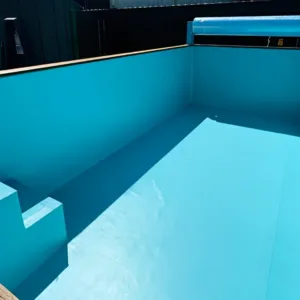 Custom 20ft container swimming pool with non-slip liner and heating system