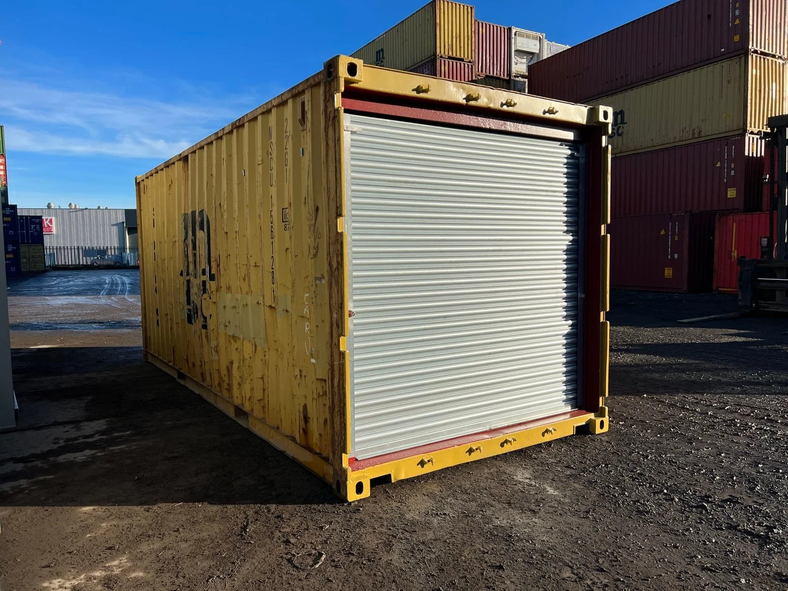 20ft shipping container with roller shutter door for secure storage