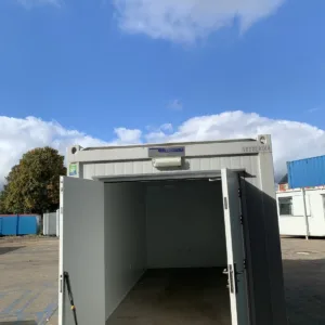 Weather-resistant 20ft insulated container for temperature-sensitive storage