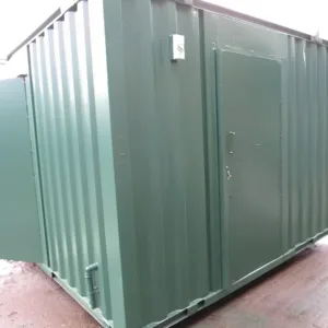 Construction site toilet cabin with three toilets, two urinals, and wash basins