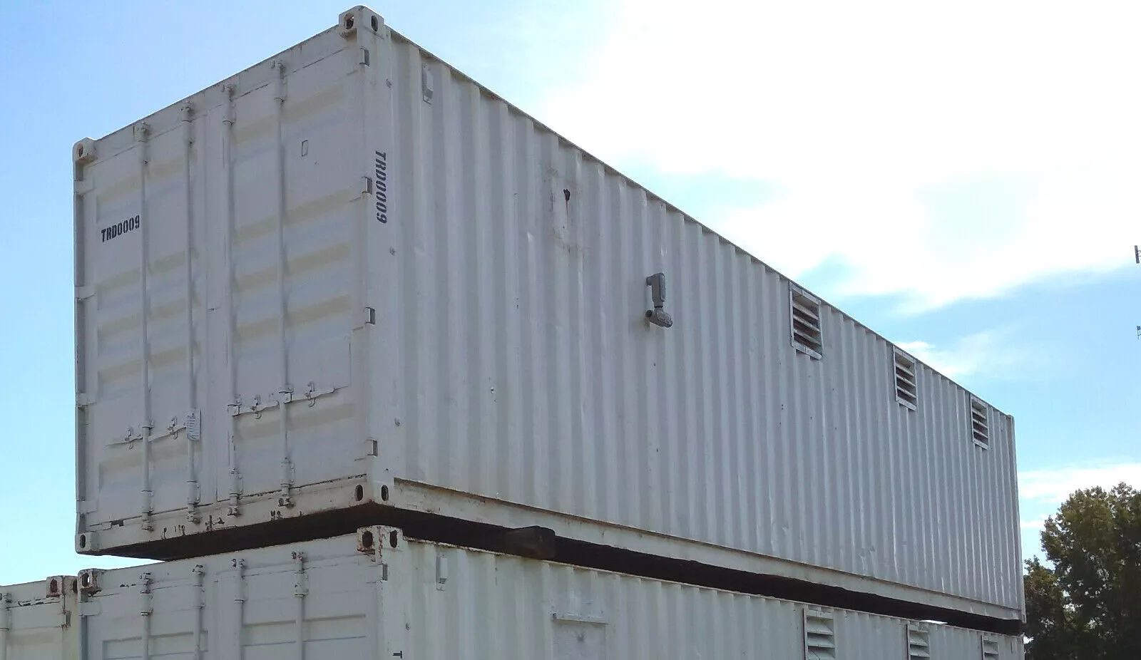40ft Container Shop – Climate Controlled Office + Inventory Storage