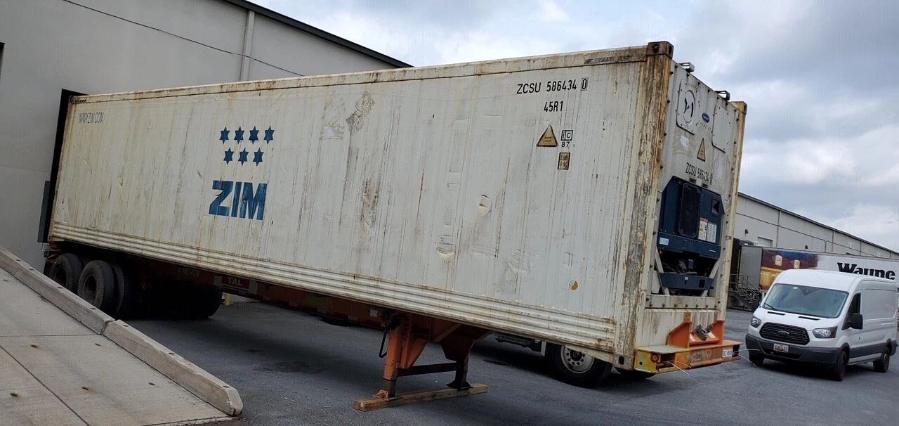 Non-working 40ft refrigerated shipping container for storage and conversion projects