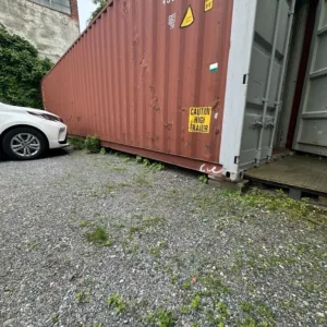 40ft high cube shipping container with extra height for storage and transport