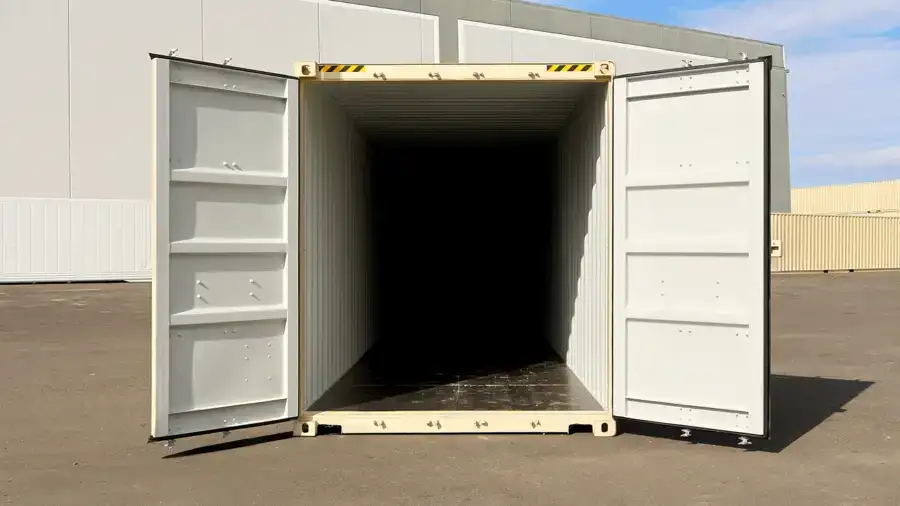 40ft high cube storage container with double cargo doors and plywood floor