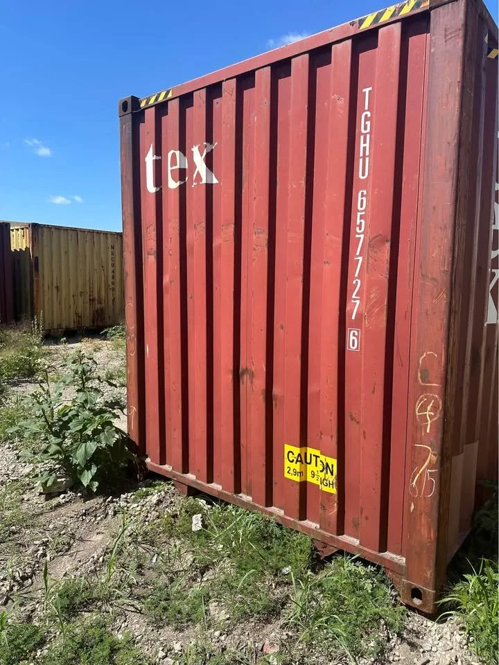 Weather-resistant 40ft high cube shipping container with double cargo doors