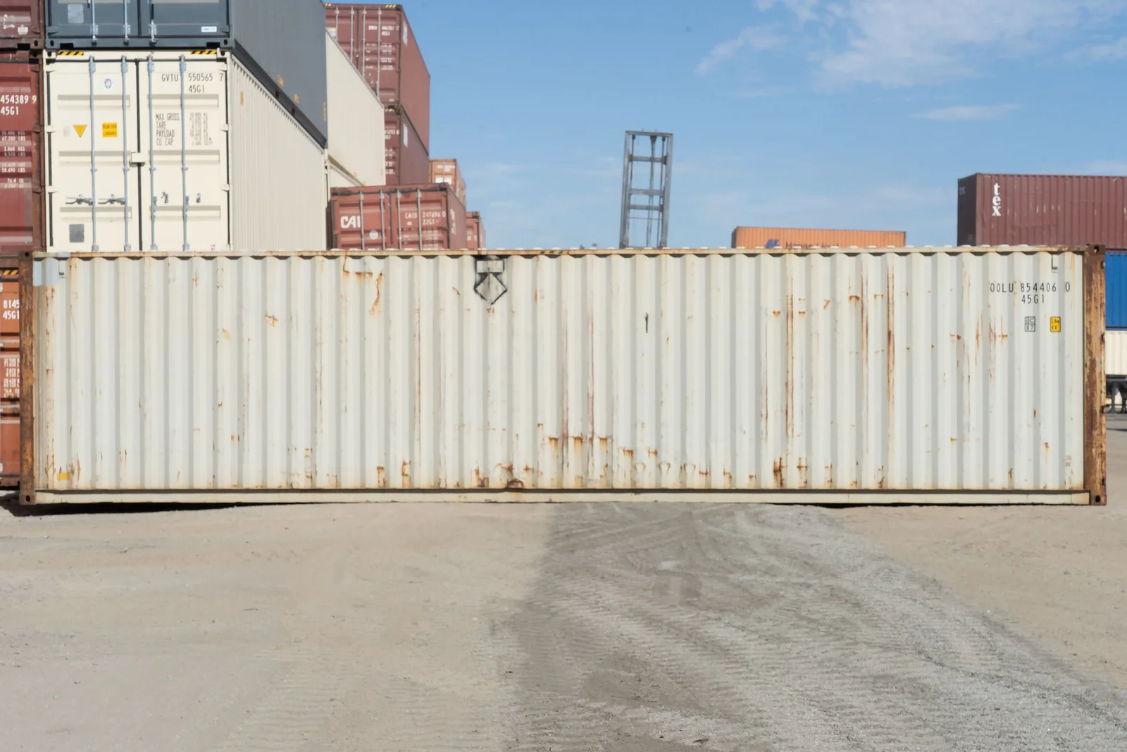 40ft high cube shipping container with extra height for secure storage