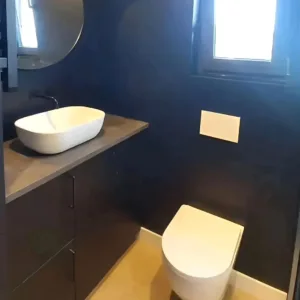 Luxury 40ft container home with customizable interior layout and steel frame construction