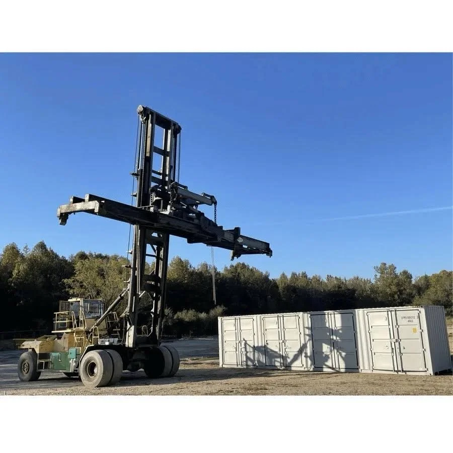 Large capacity 40ft high cube container for warehouse and industrial storage