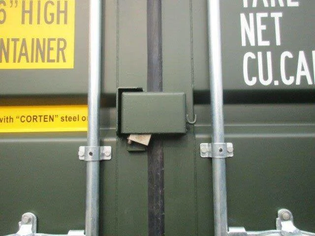 High-quality 40ft cargo container with plywood flooring and ventilation system