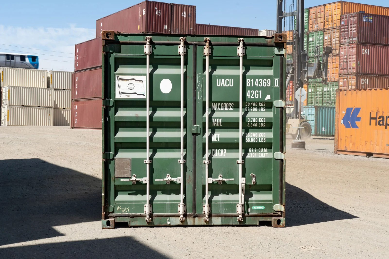 40ft standard shipping container for secure commercial and residential storage
