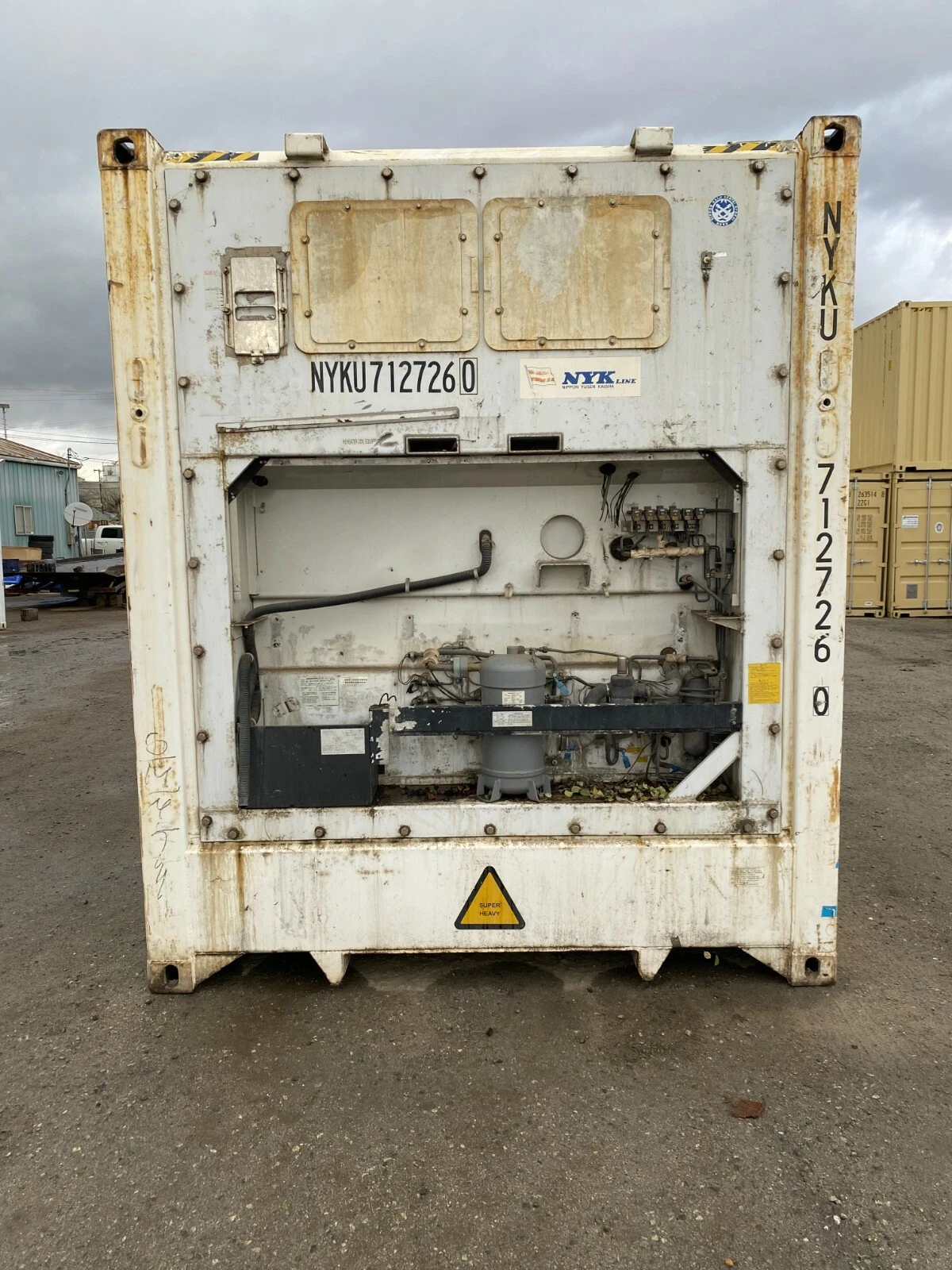 Insulated 40ft shipping container for workshop and site office conversions