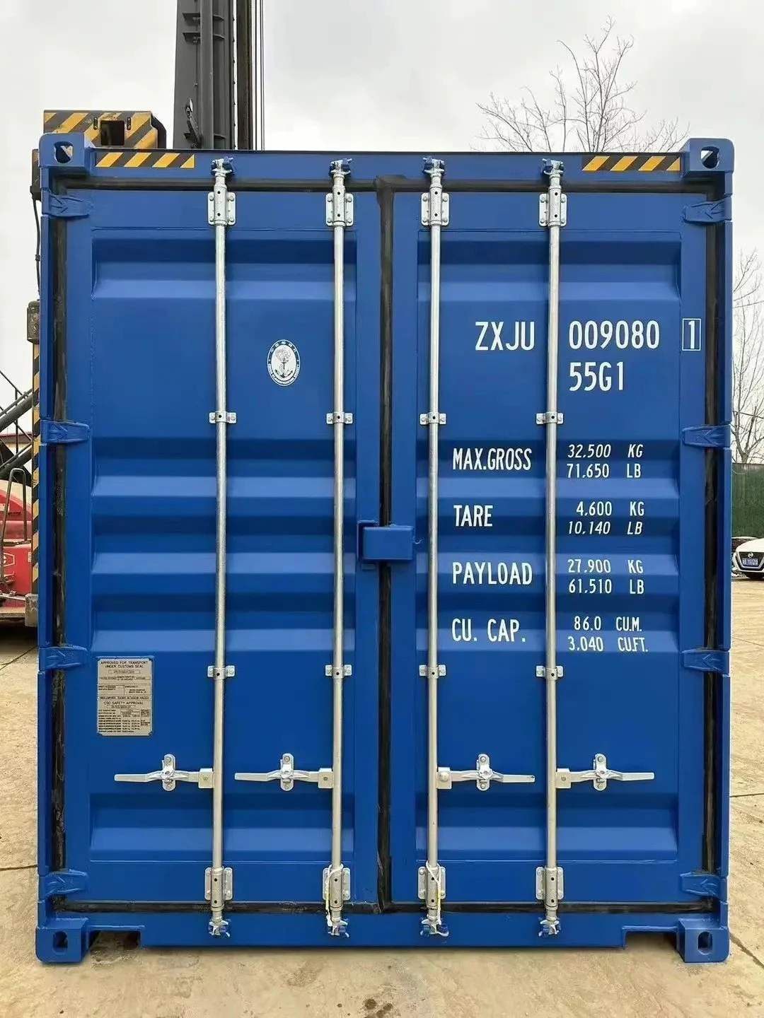 45ft high cube shipping container with extra height and large storage capacity
