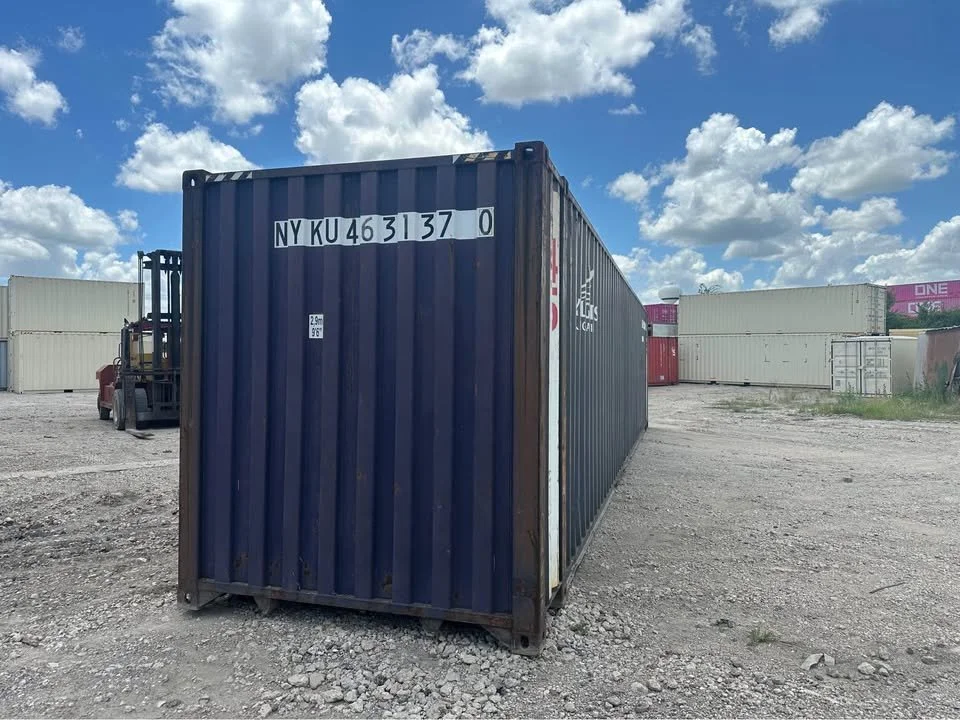 High cube 45ft container with double cargo doors and marine plywood floor