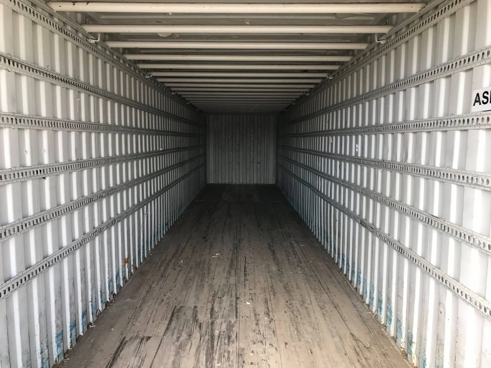 ISO-certified 45ft high cube shipping container for freight transport and secure storage