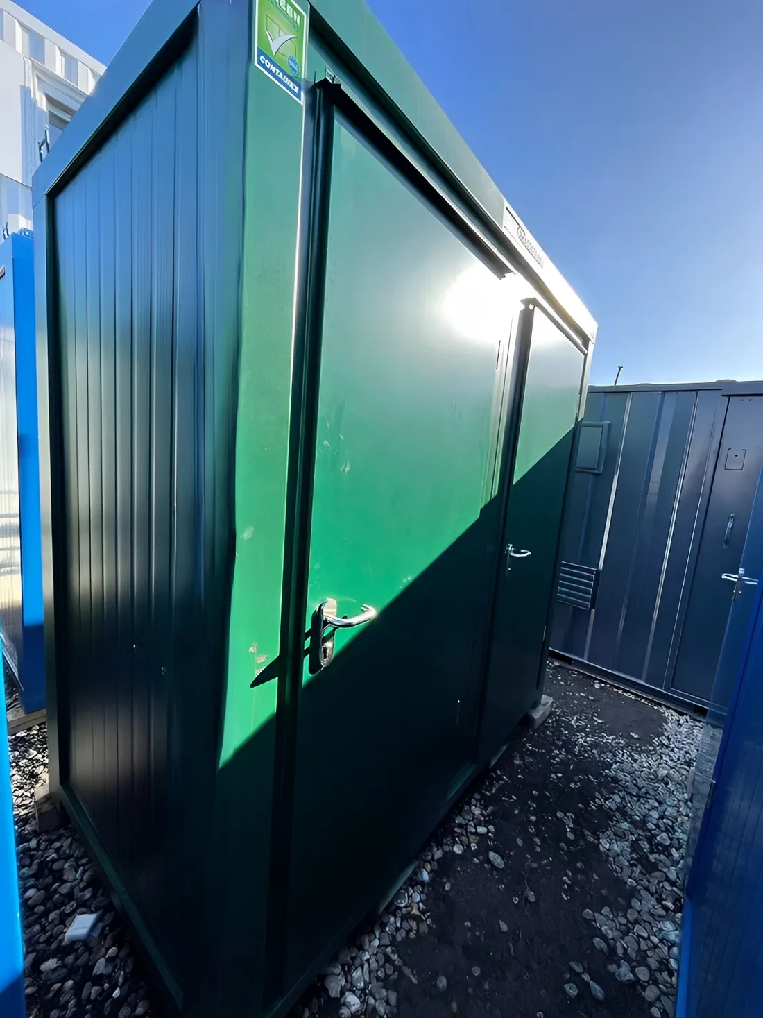 8ft x 5ft modular toilet unit for commercial and industrial applications
