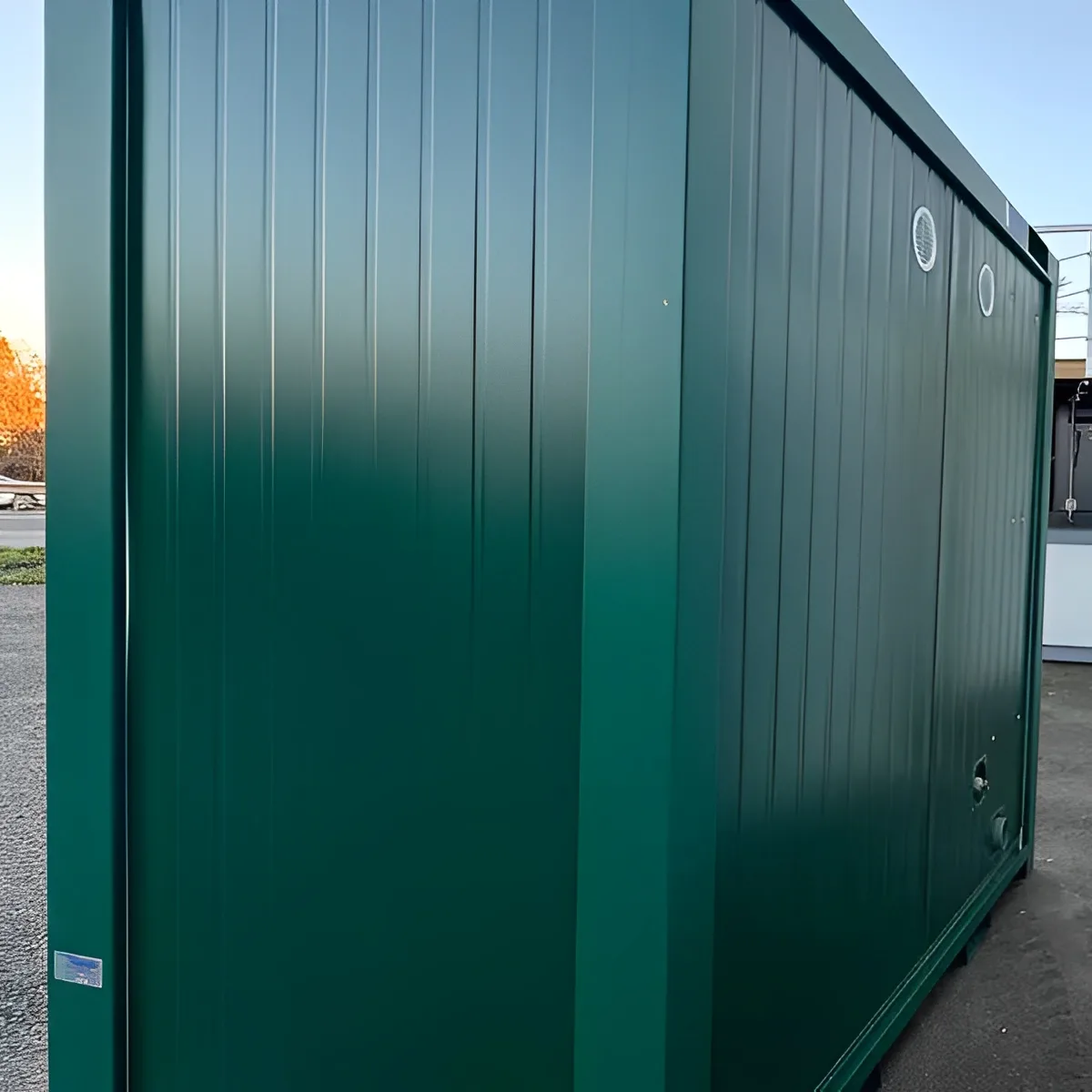 8ft x 5ft hygiene cabin for construction, industrial, and event use