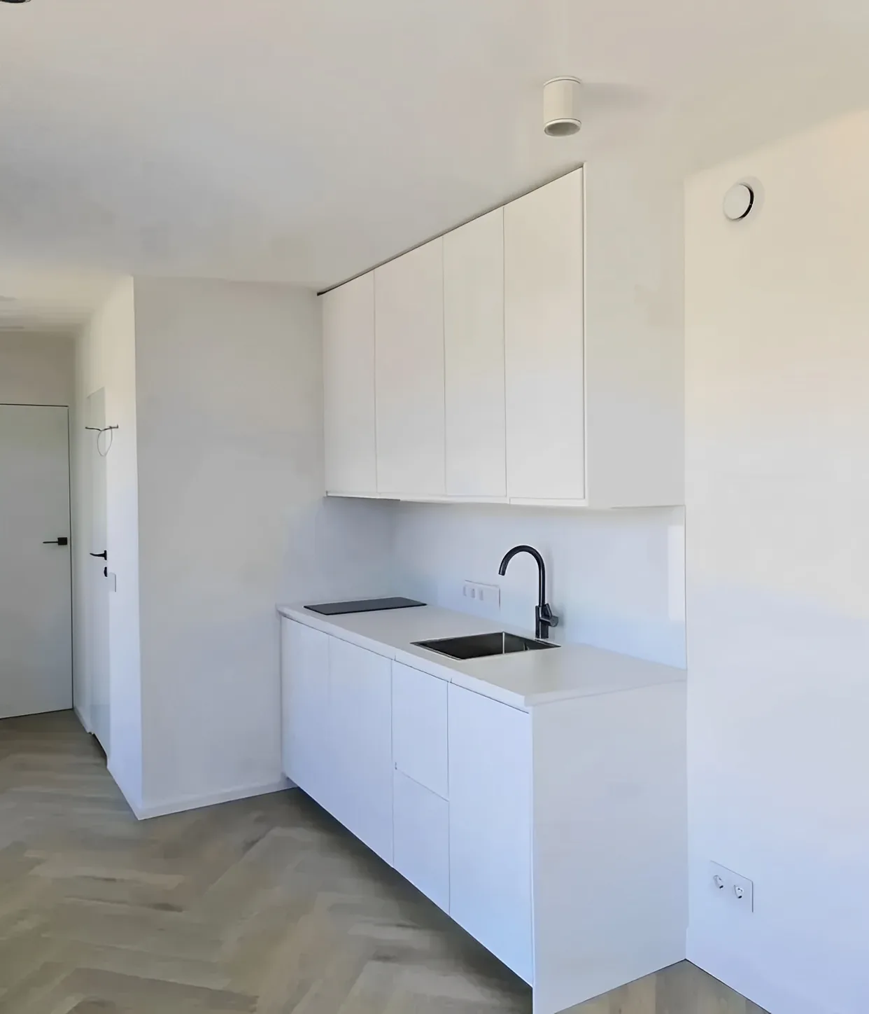 Sustainable 40ft container home with custom exterior finish and modern design