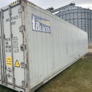 40ft reefer container with insulated interior and Daikin refrigeration unit