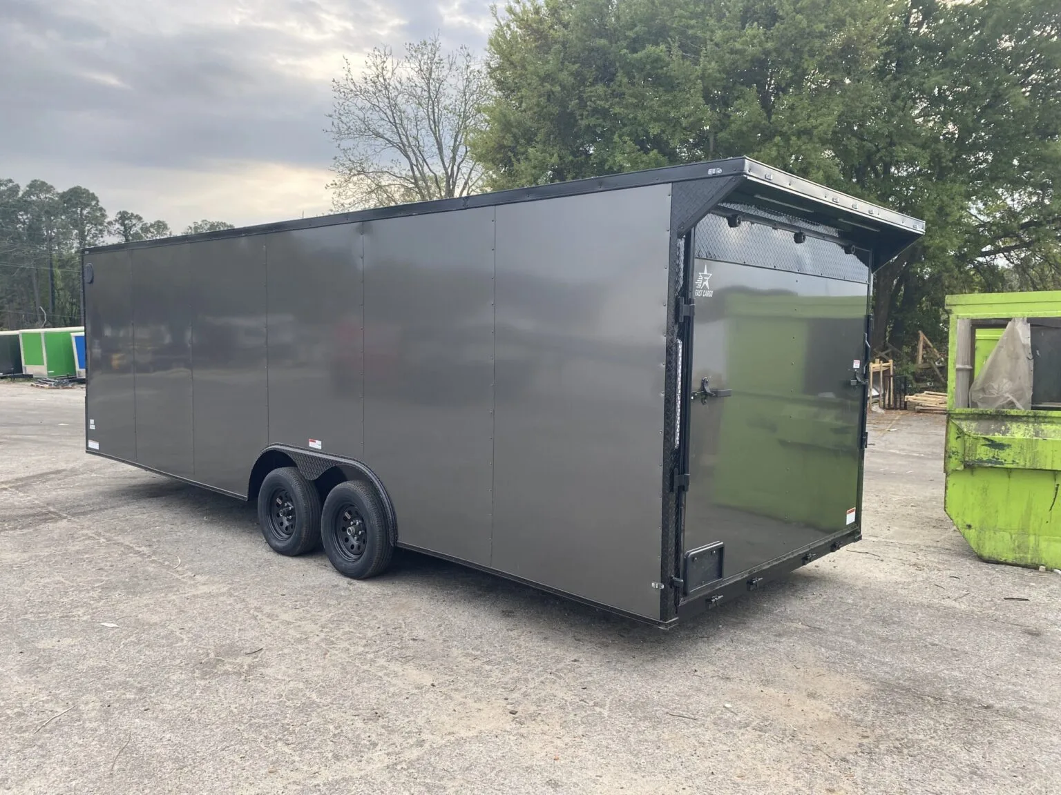 Heavy-duty Fast Cargo trailer with ramp door and tandem torsion axles