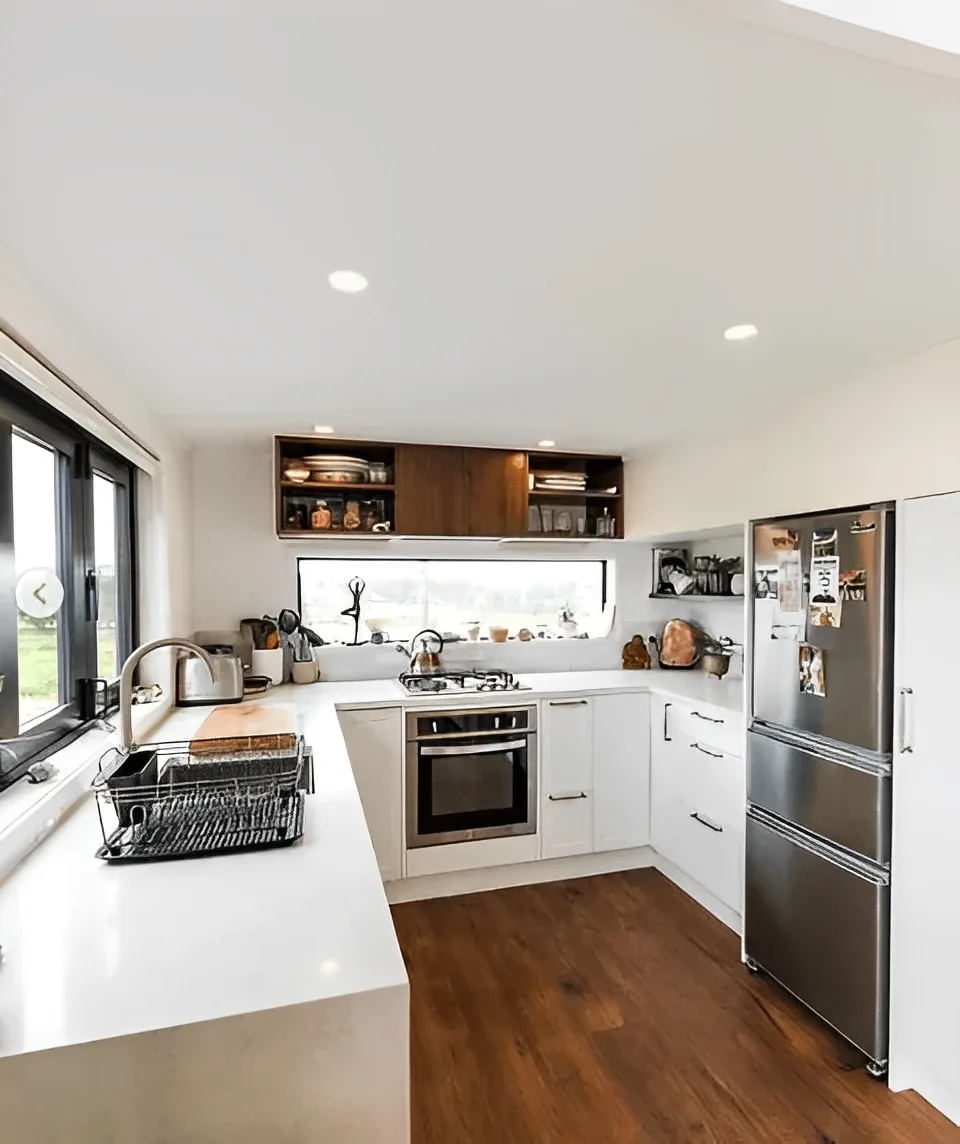 Easy-folding 40ft modular container home with energy-efficient insulation