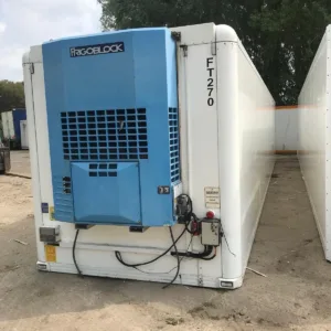 40ft reefer container with integrated refrigeration system and insulated interior